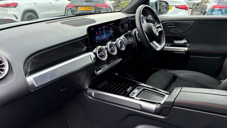 Mercedes-Benz GLB 200 AMG Line Premium 5dr 7G-Tronic Petrol Estate